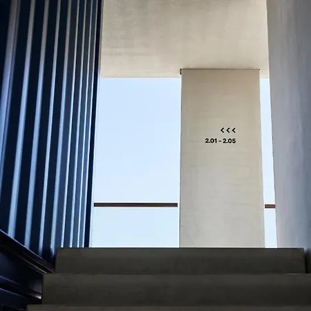Tin Hotel 3*