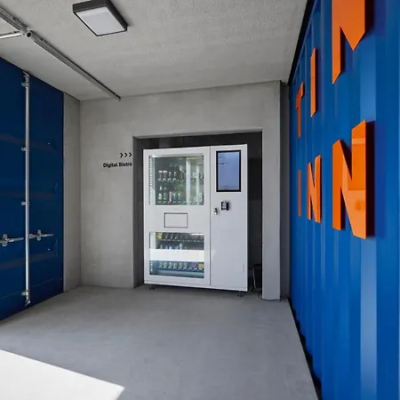 Tin - - Aus Hochwertig Ausgebauten Ueberseecontainern Hotel 3*