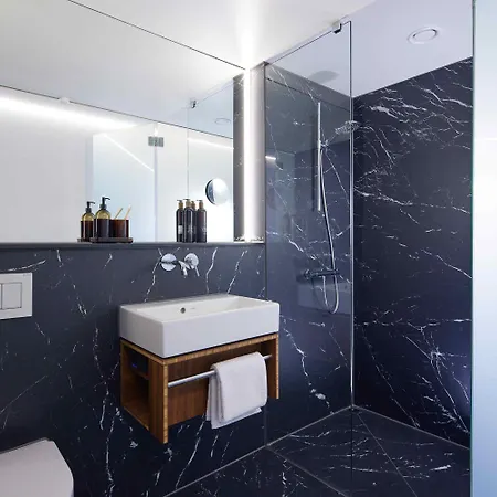 Tin エルケレンツ