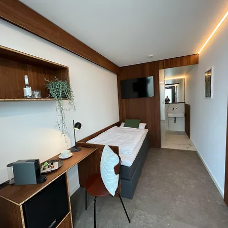 Tin 3* エルケレンツ